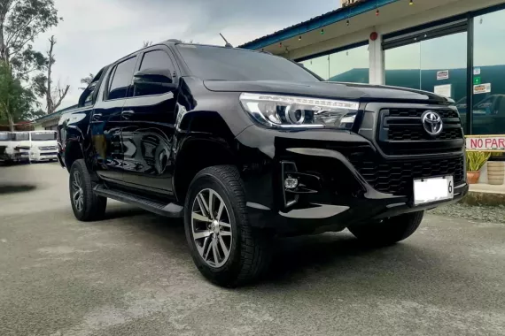 Selling Black 2020 Toyota Hilux Conquest 2.4 4x2 AT second hand