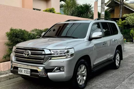 HOT!!! 2018 Toyota Land Cruiser 200 for sale at affordable price