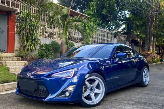 HOT!!! 2013 Toyota GT86 Loaded for sale at affordable price