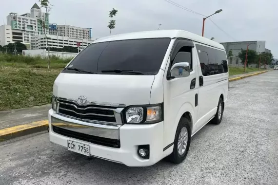 2016 Toyota Super Grandia 3.0