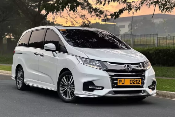 HOT!!! 2018 Honda Odyssey EX-V Navi for sale at affordable price