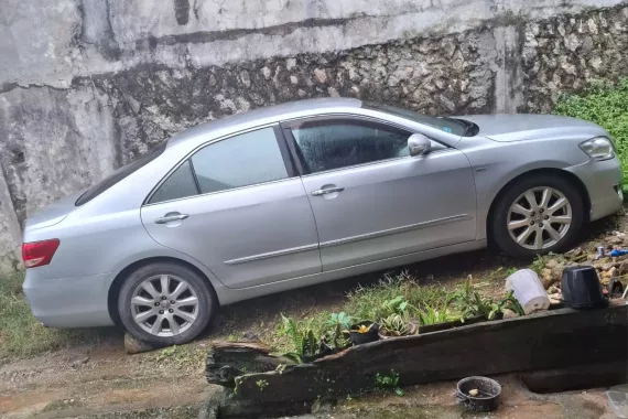 P320K 2007 Silver Toyota Camry 3.5Q with 74,000kms