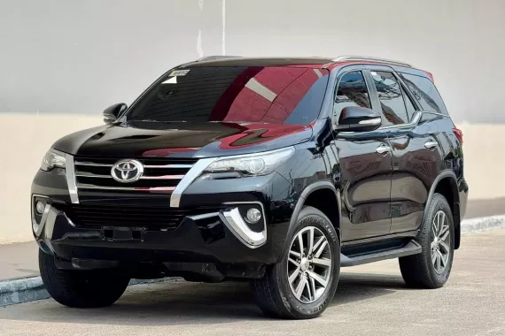 HOT!!! 2017 Toyota Fortuner V for sale at affordable price