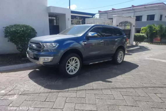 Ford Everest Trend Titanium Series 4x2