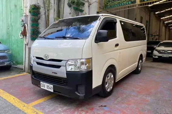 2021 Toyota Hiace Commuter 3.0 Mt