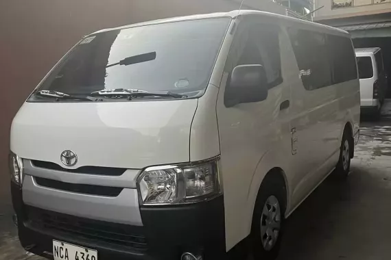 2019 Toyota Hiace Commuter 3.0 MT DIESEL