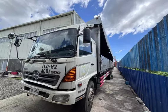 Hino Wing Van 500/FM1J Series 2015 (no 500 series option in model) 