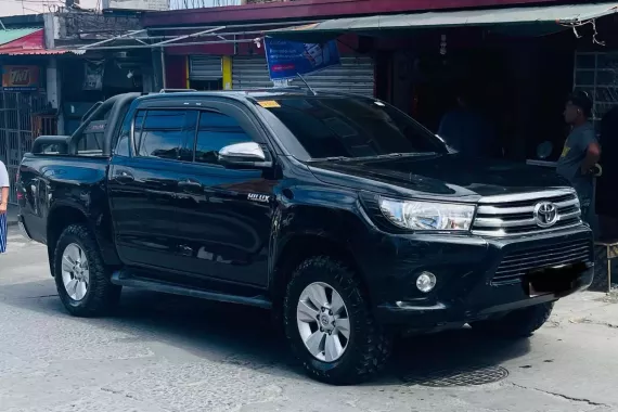 Second hand 2019 Toyota Hilux  2.4 G DSL 4x2 M/T for sale in good condition