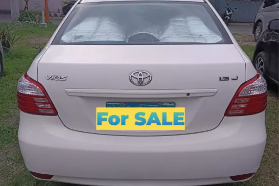 Sell used 2013 Toyota Vios  1.3 J MT