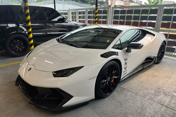 HOT!!! 2016 Lamborghini Huracan LP610-4 for sale at affordable price