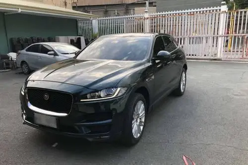 Jaguar F-Pace 2.0 Prestige Diesel British Racing Green 2018