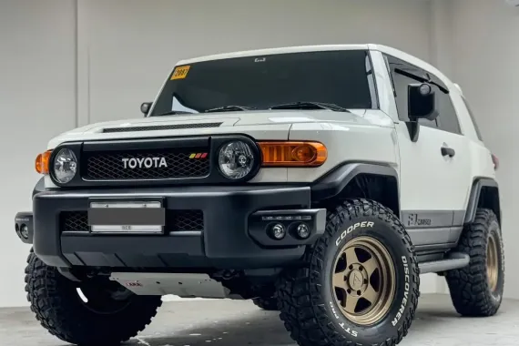 HOT!!! 2014 Toyota FJ Cruiser 4x4 LOADED for sale at affordable price