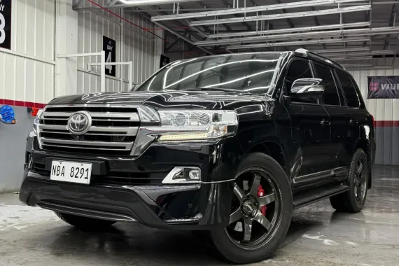 HOT!!! 2018 Toyota Land Cruiser Dubai for sale at affordable price