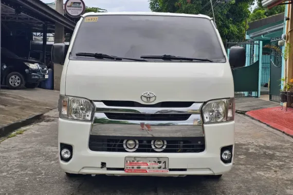 Toyota Hiace Commuter 3.0L 2018 MT