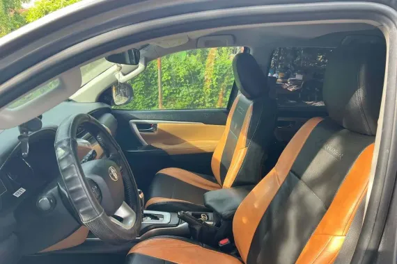 Sell Grayblack 2016 Toyota Fortuner  2.4 G Diesel 4x2 AT in used