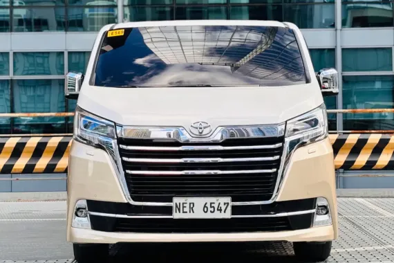 2022 Toyota Hiace Super Grandia 2.8 Leather AT   ✳️ 435k ALL IN DP ☎️ 09279850198 / JESSEN MENDOZA