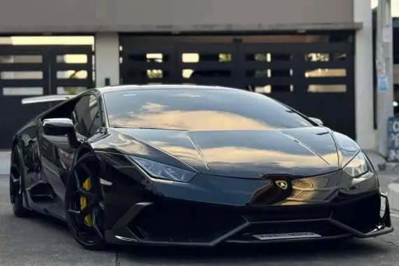 HOT!!! 2016 Lamborghini Huracan 610-4 for sale at affordable price