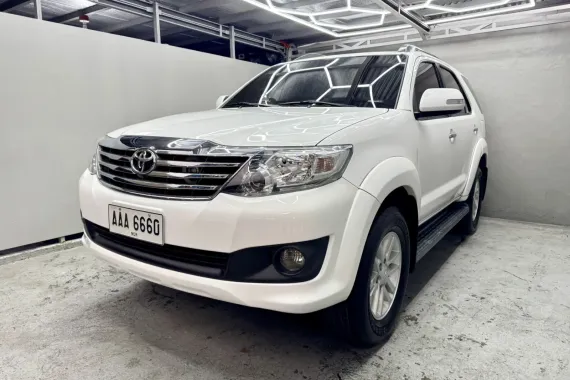 2014 Toyota Fortuner G Gas Automatic SUPER FRESH