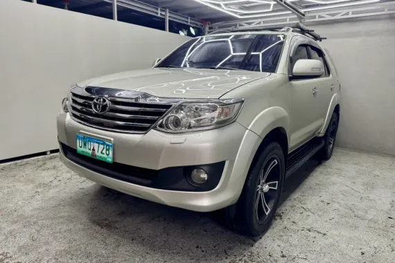 2012 Toyota Fortuner G Gas Automatic FRESH INSIDE OUT