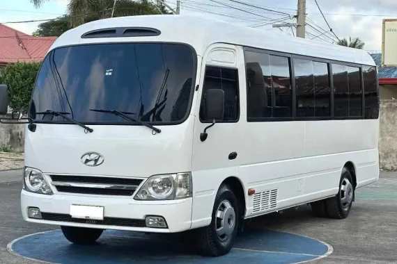HOT!!! 2015 Hyundai Country Coaster M/T for sale at affordable price