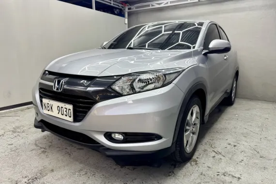 2017 Honda HRV Automatic Gas LOW MILEAGE