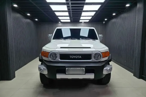 HOT!!!! 2015 Toyota FJ Cruiser 4x4 for sale at affordable price!