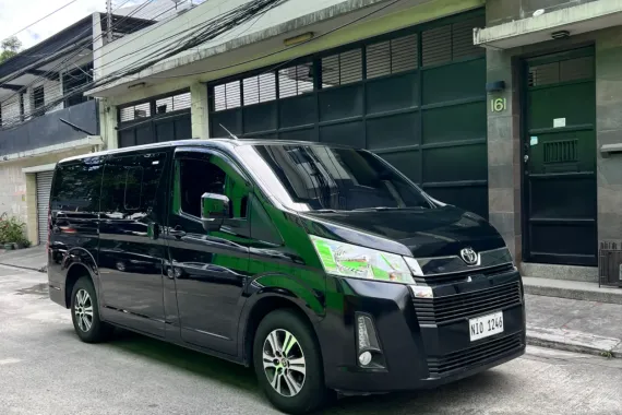 Sell used 2023 Toyota Hiace  GL Grandia M/T