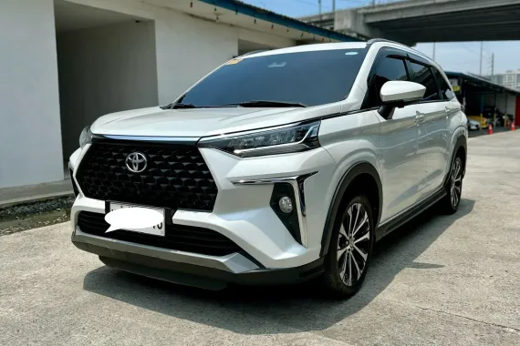 Pearlwhite 2023 Toyota Veloz SUV / Crossover for sale