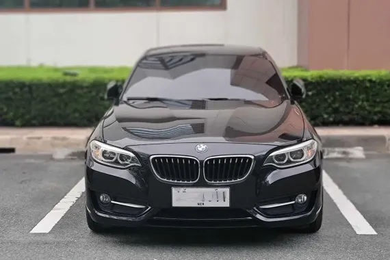 2015 BMW 220i Coupe (rare)