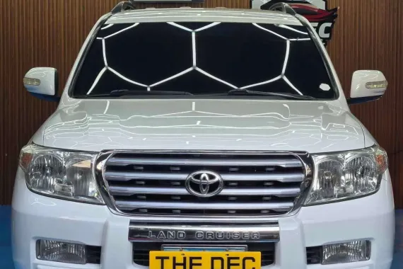 HOT!!! 2011 Toyota Land Cruiser LC200 for sale at affordable price!