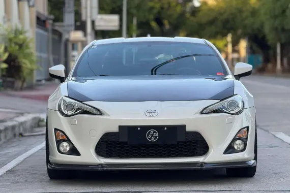 HOT!!!! 2013 Toyota GT 86 for sale at affordable price!