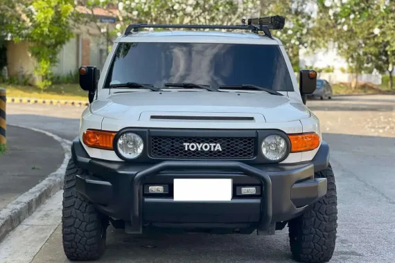 HOT!!!! 2014 Toyota FJ Cruiser Semi Loaded for sale at affordable price!