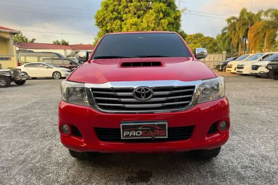 HOT!!!!! 2013 Toyota Hilux G 4x4 for sale at affordable price!