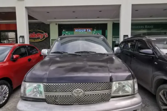 2nd hand 2001 Toyota Revo  for sale in good condition