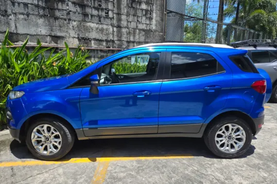 2015 Ford Ecosport.. very low miles..priced for a quick sale!