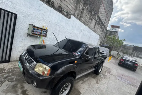Nissan Frontier 4x4 2004 top of the line