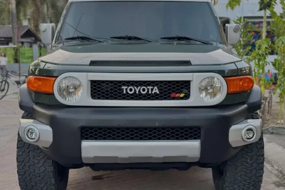 HOT!!!! 2014 Toyota FJ Cruiser 4x4 for sale at affordable price!