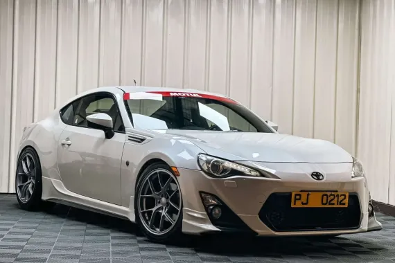 HOT!!!! 2014 Toyota GT86 TRD for sale at affordable price! 