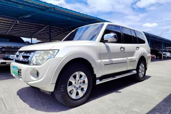 FOR SALE!!! White 2013 Mitsubishi Pajero  affordable price