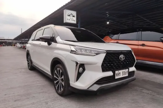 Hot deal alert! 2024 Toyota Veloz V CVT (Platinum White Pearl Mica) for sale at 