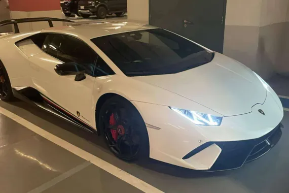 HOT!!!! 2018 Lamborghini Huracan Performante (Supercharged) for sale at affordable price!