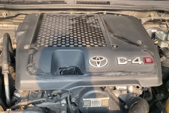 Second hand 2014 Toyota Fortuner  2.4 G Diesel 4x2 AT for sale in good condition