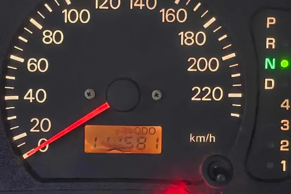 Mitsubishi Lancer MX Maroon, Model 2000 AT transmission