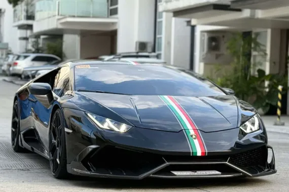 HOT!!! 2016 Lamborghini Huracan LP 610-4 Loaded for sale at affordable price! 