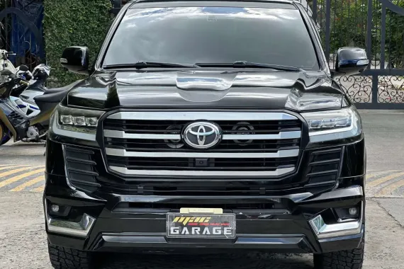 HOT!!! 2013 Toyota Land Cruiser LC200 Dubai Version for sale at affordable price!