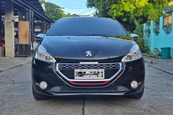 Peugeot 208 GTi 2015 MT 200HP