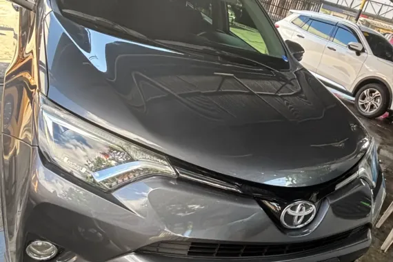 2016 RAV4 4x2 Matic First Owned Casa Maintained Low Mileage