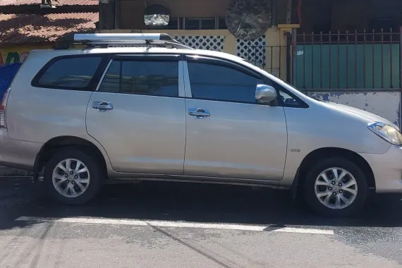 2009 Toyota Innova  2.0 E Gas MT