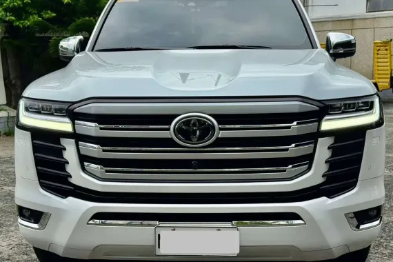 HOT!!! 2024 Toyota Land Cruiser ZX LC300 for sale at affordable price! 