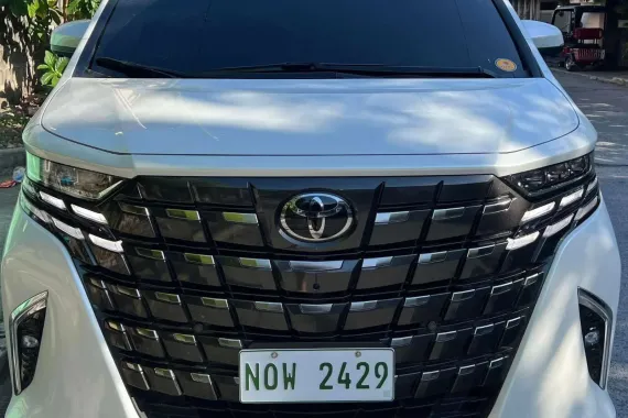 HOT!!! 2024 Toyota Alphard HEV for sale at affordable price!l
